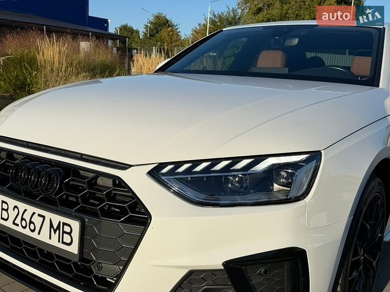 Седан Audi A4 2020 в Виннице