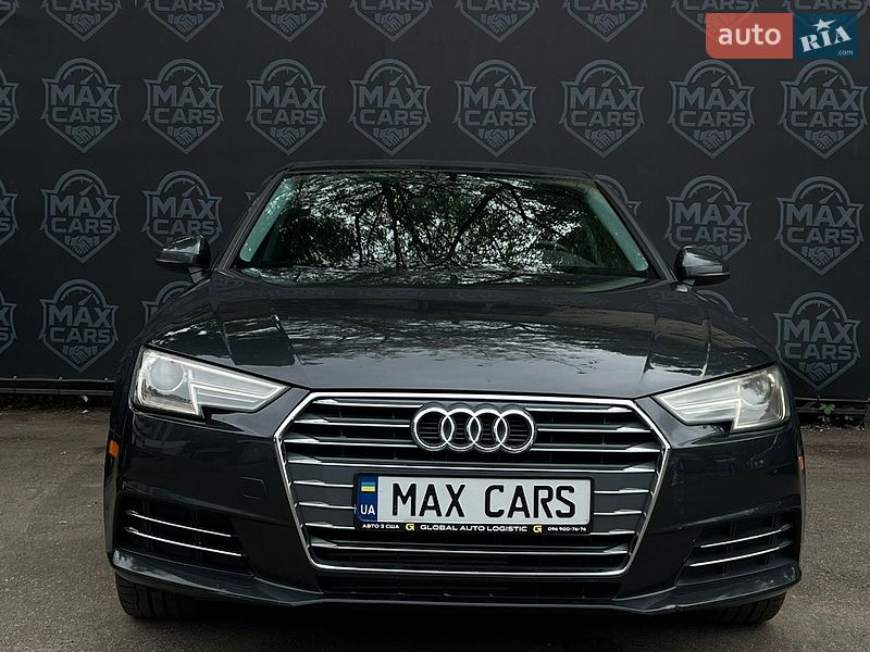 Седан Audi A4 2016 в Киеве