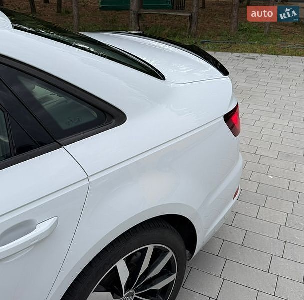 Седан Audi A4 2018 в Луцьку фото 19 Седан Audi A4 2018 в Луцьку