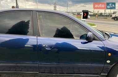Седан Audi A4 1996 в Львове