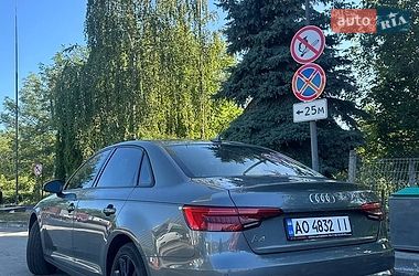 Седан Audi A4 2016 в Солотвине