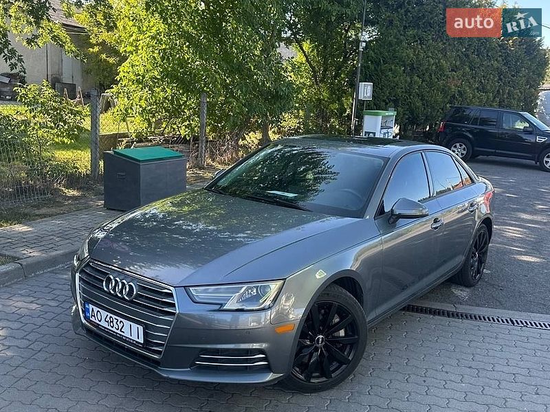 Седан Audi A4 2016 в Солотвине