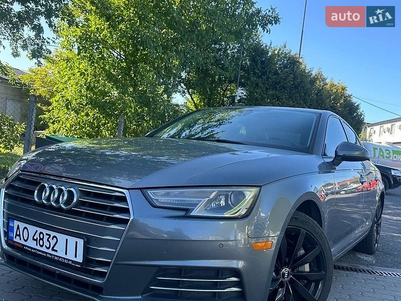 Седан Audi A4 2016 в Солотвине