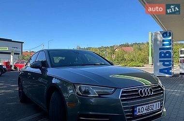 Седан Audi A4 2016 в Солотвине
