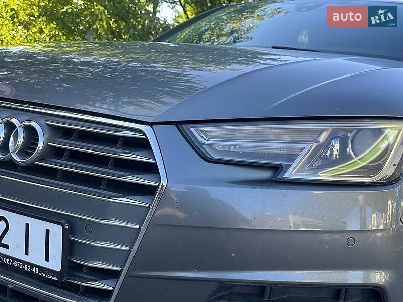 Седан Audi A4 2016 в Солотвине