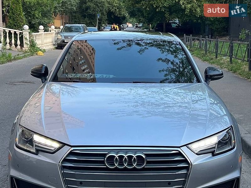 Audi A4 2019