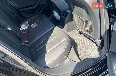 Седан Audi A4 2016 в Львові