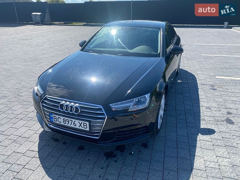 Седан Audi A4 2016 в Львові