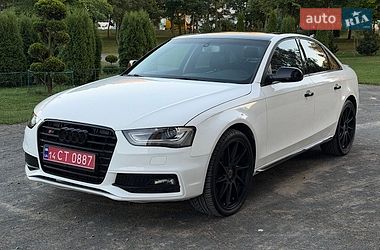 Седан Audi A4 2016 в Хмельницькому