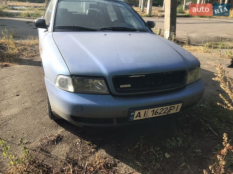 Седан Audi A4 1997 в Гайсине