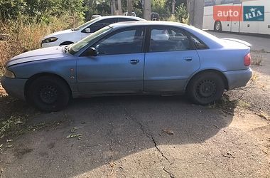 Седан Audi A4 1997 в Гайсине