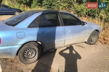 Седан Audi A4 1997 в Гайсине
