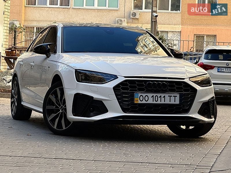 Седан Audi A4 2021 в Одессе