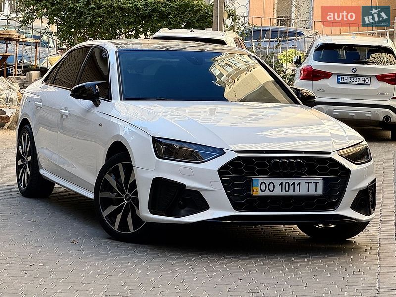 Седан Audi A4 2021 в Одессе