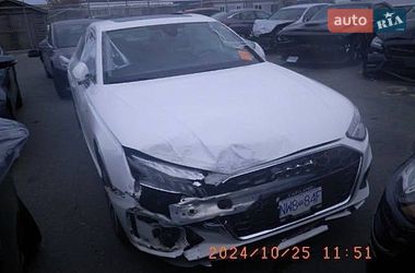 Седан Audi A4 2021 в Одессе
