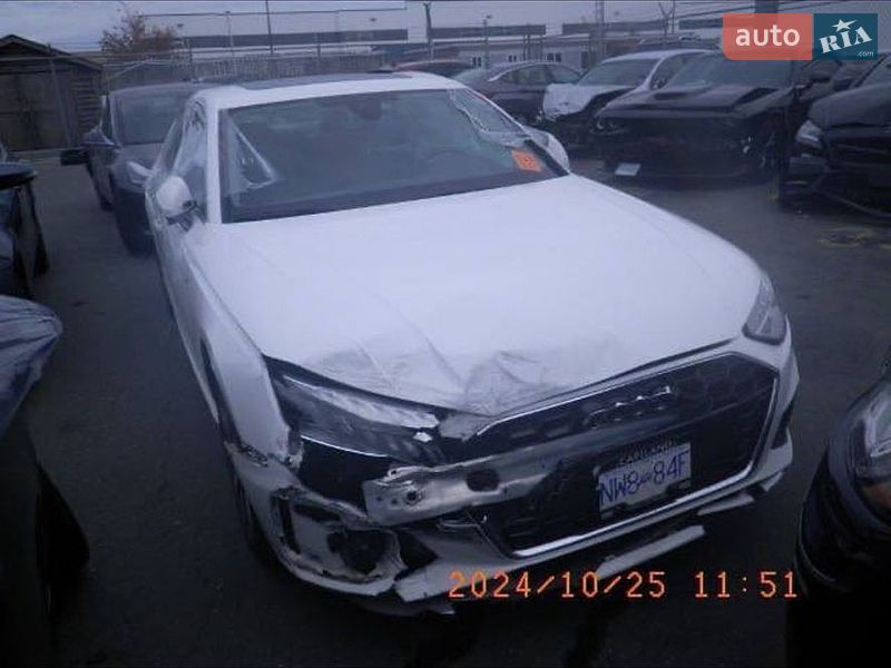 Седан Audi A4 2021 в Одессе