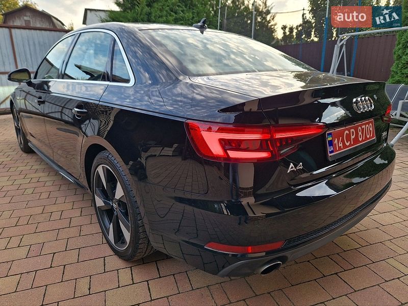 Седан Audi A4 2017 в Виннице