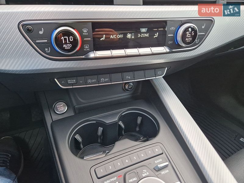 Седан Audi A4 2017 в Виннице