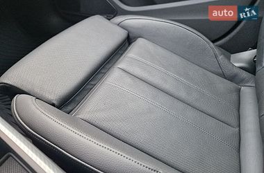 Седан Audi A4 2017 в Виннице