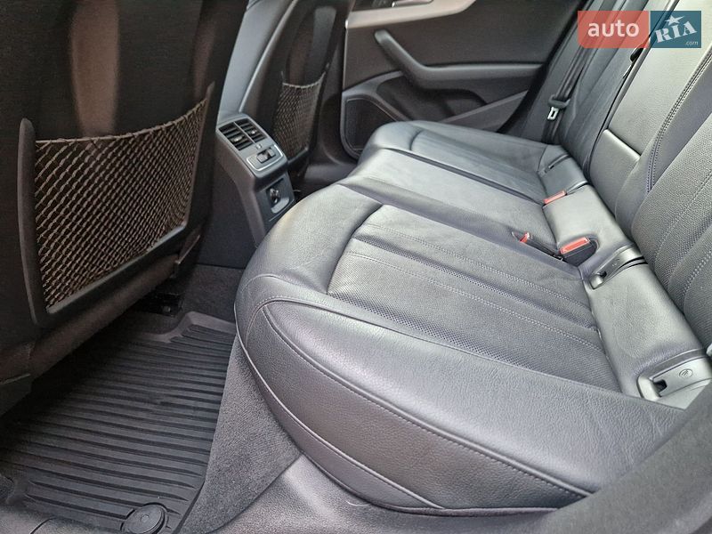 Седан Audi A4 2017 в Виннице