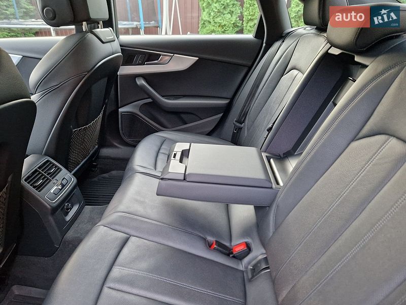 Седан Audi A4 2017 в Виннице