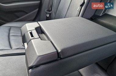 Седан Audi A4 2017 в Виннице