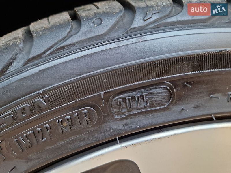 Седан Audi A4 2017 в Виннице