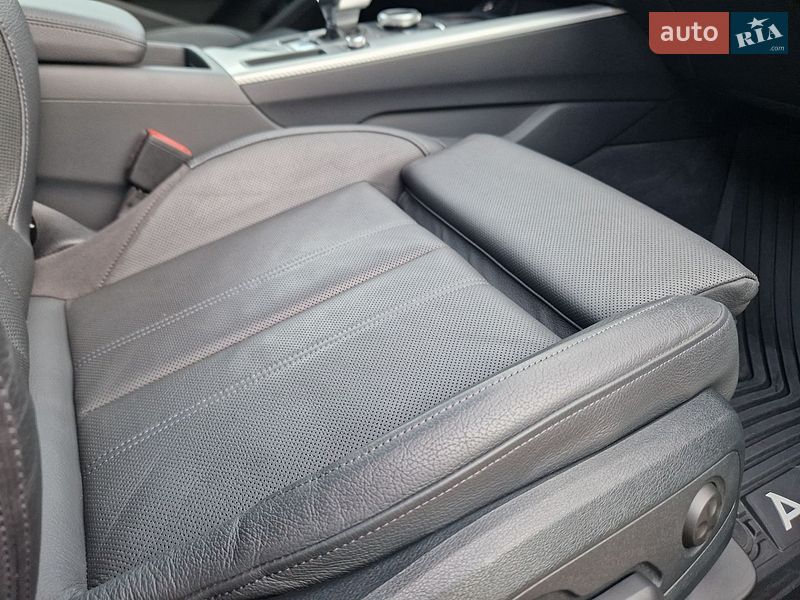 Седан Audi A4 2017 в Виннице