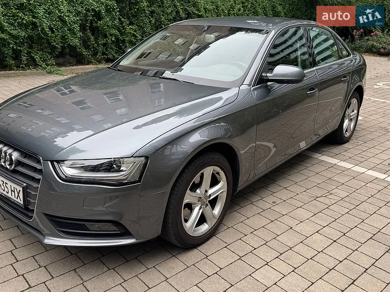 Audi A4 2012