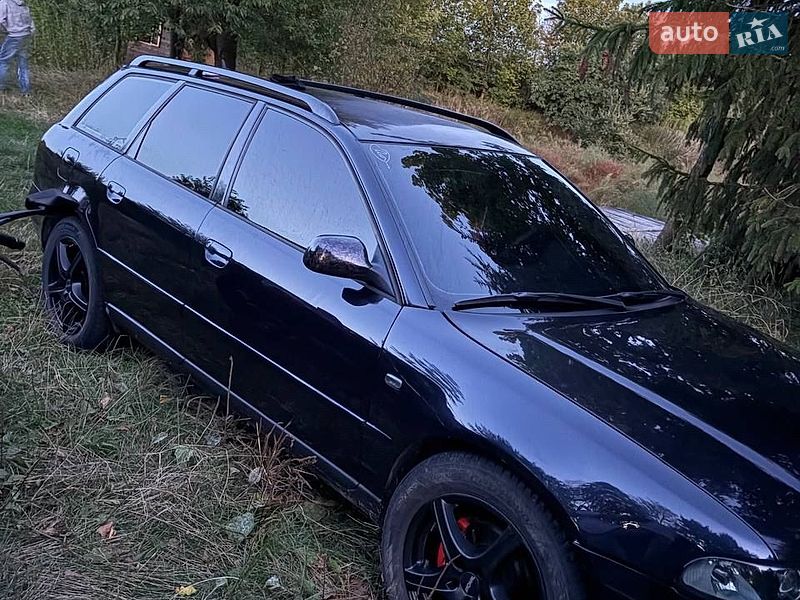 Універсал Audi A4 1999 в Стрию
