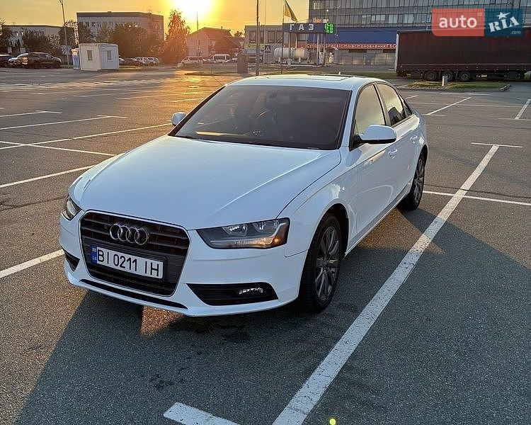Седан Audi A4 2013 в Борисполі