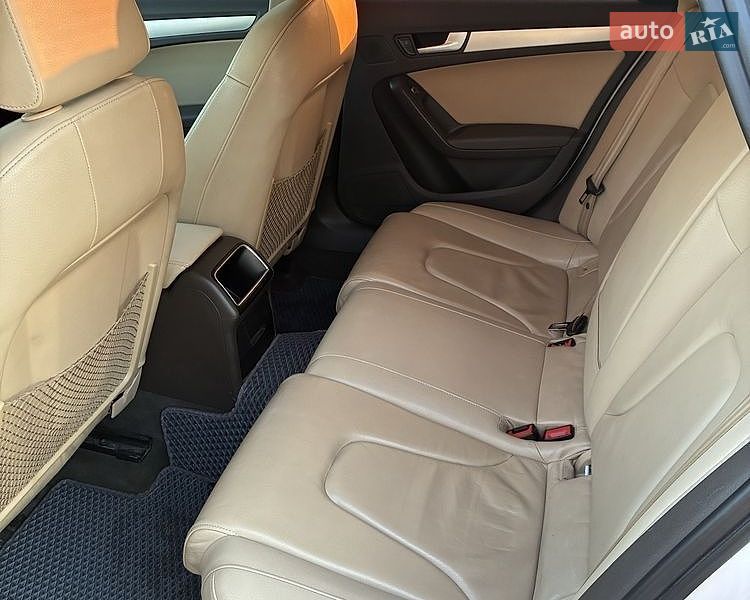 Седан Audi A4 2013 в Борисполі