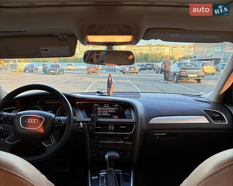 Седан Audi A4 2013 в Борисполі