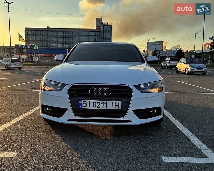 Седан Audi A4 2013 в Борисполі