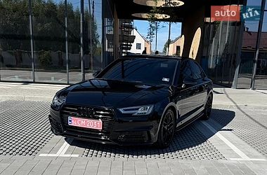 Седан Audi A4 2016 в Самборі