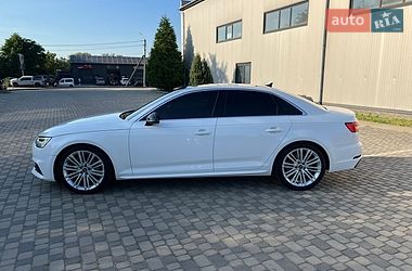 Седан Audi A4 2015 в Ивано-Франковске