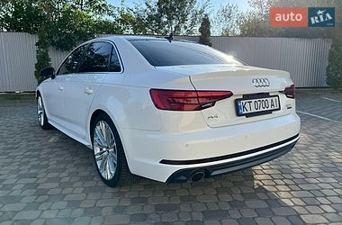 Седан Audi A4 2015 в Ивано-Франковске