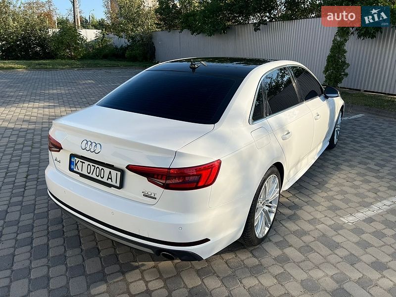 Седан Audi A4 2015 в Ивано-Франковске