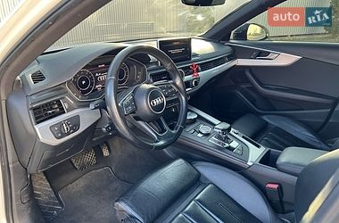 Седан Audi A4 2015 в Ивано-Франковске