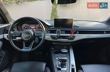 Седан Audi A4 2015 в Ивано-Франковске