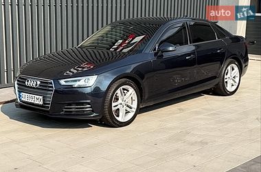 Седан Audi A4 2016 в Львові