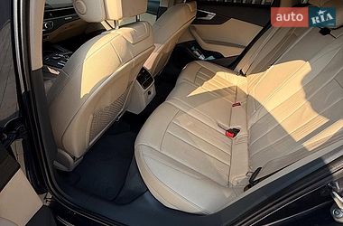 Седан Audi A4 2016 в Львові