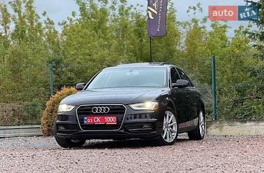Седан Audi A4 2015 в Дрогобыче