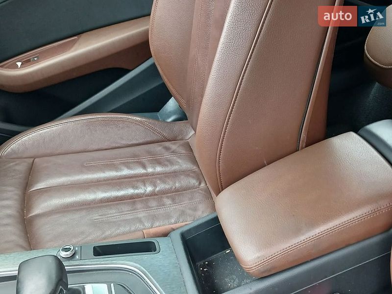 Седан Audi A4 2017 в Сарнах