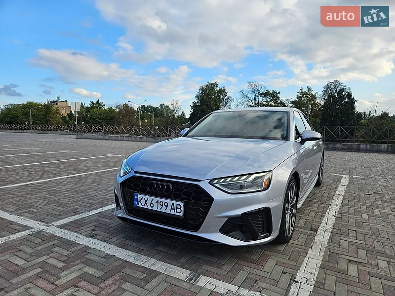 Audi A4 2021