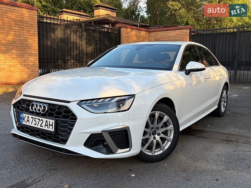 Audi A4 2021