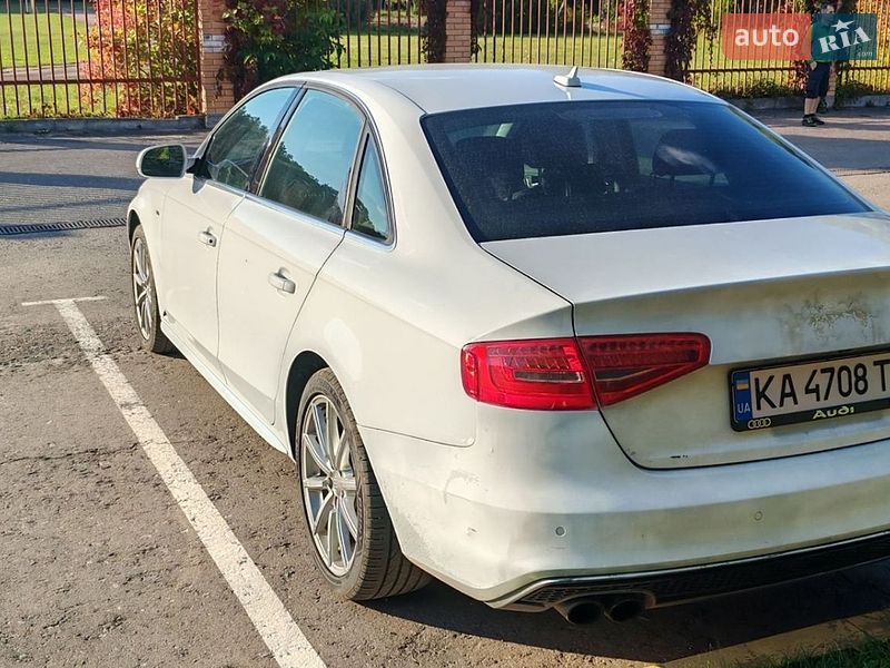 Седан Audi A4 2014 в Києві