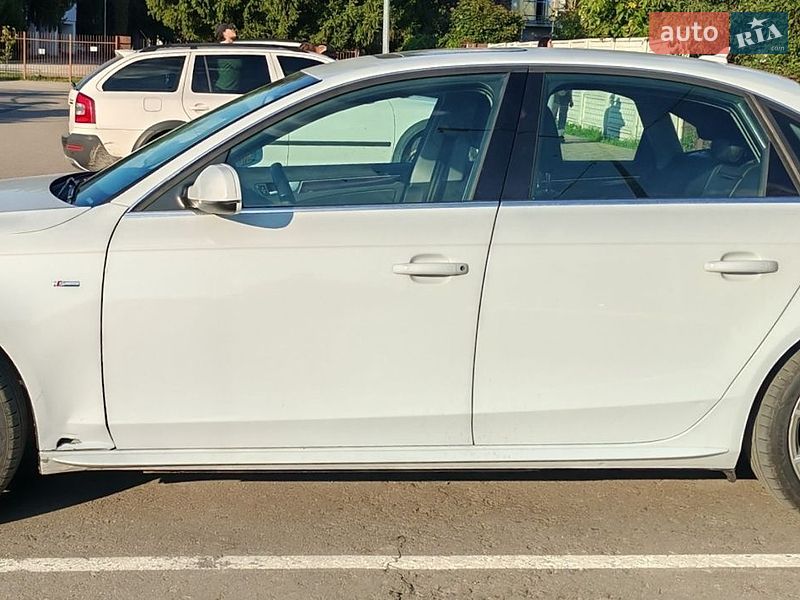 Седан Audi A4 2014 в Києві
