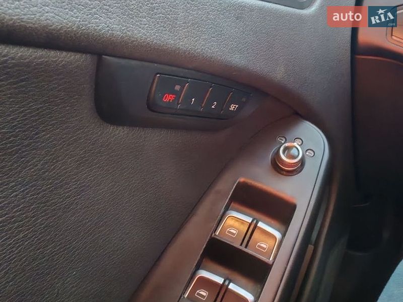 Седан Audi A4 2014 в Києві