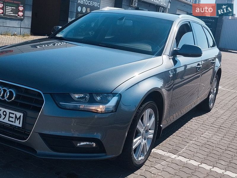 Audi A4 2012
